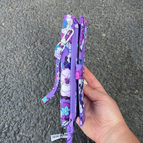 NWT Vera Bradley 3-piece Set- Smartphone Wristlet, Luggage ID, and Eyeglass Case - Picture 7 of 7